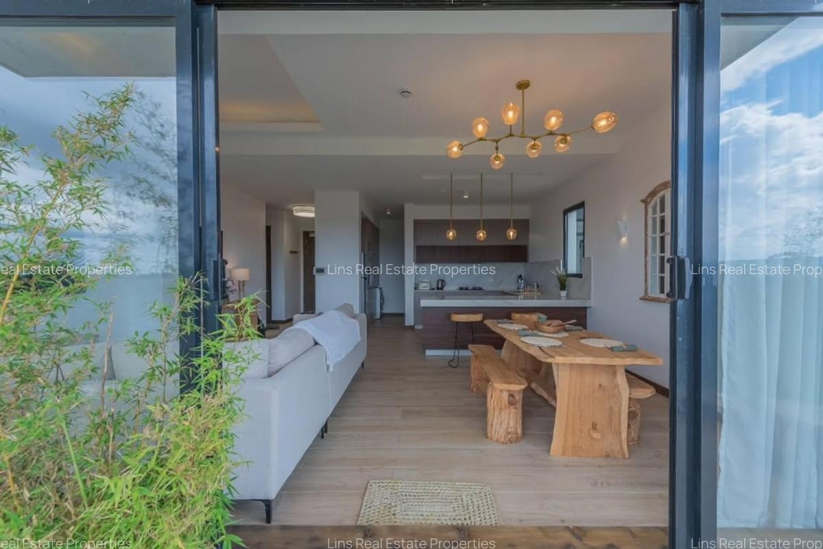 Serviced 1 Bed Apartment with En Suite in Rosslyn - 2