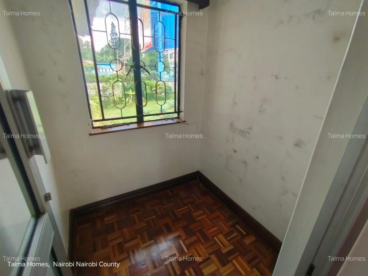 400 ft² Office with Parking at James Gichuru Road - 20