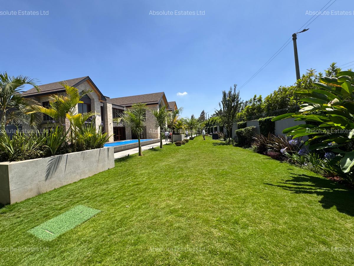 5 Bed Townhouse with En Suite in Runda - 19