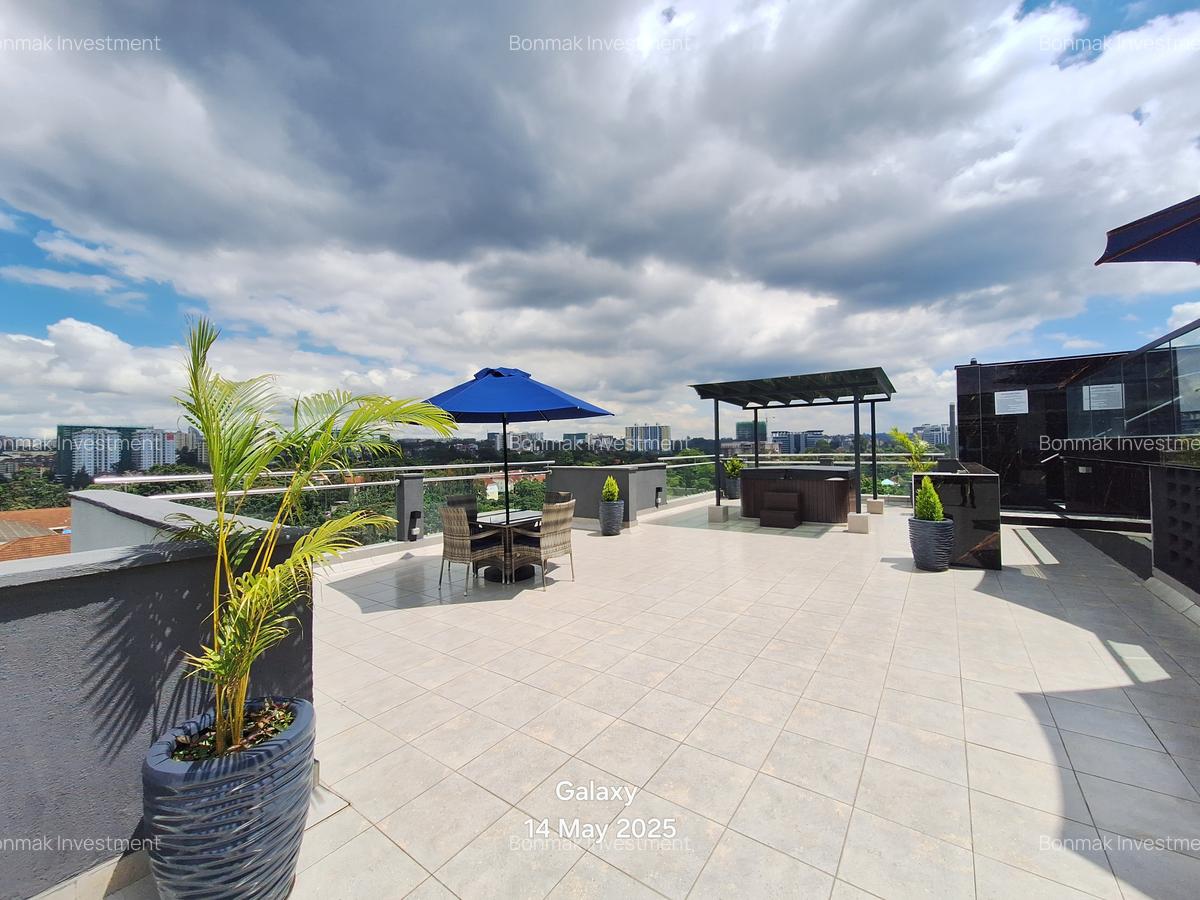 2 Bed Apartment with En Suite at Riverside Drive - 10