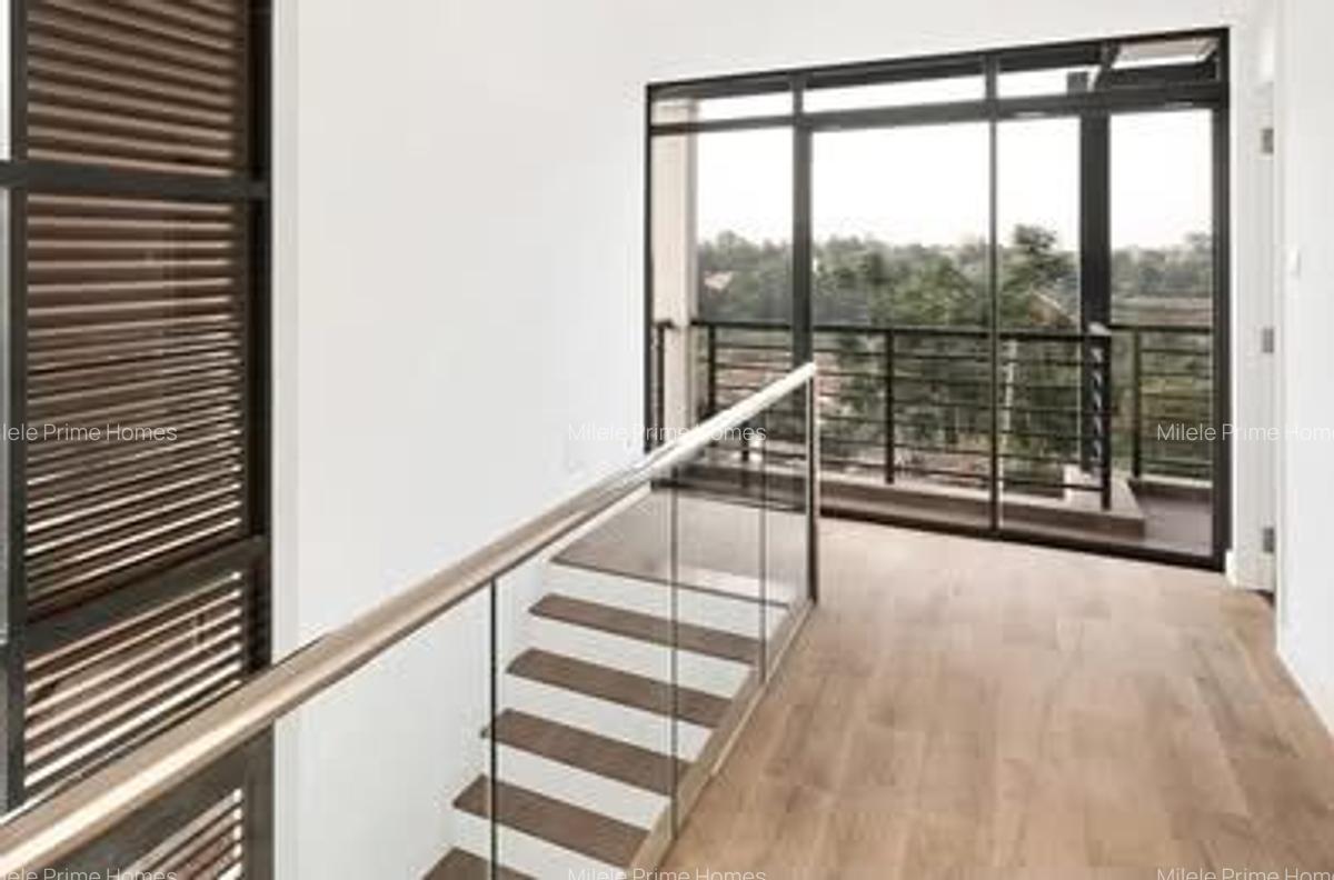 4 Bed Townhouse with En Suite in Loresho - 5