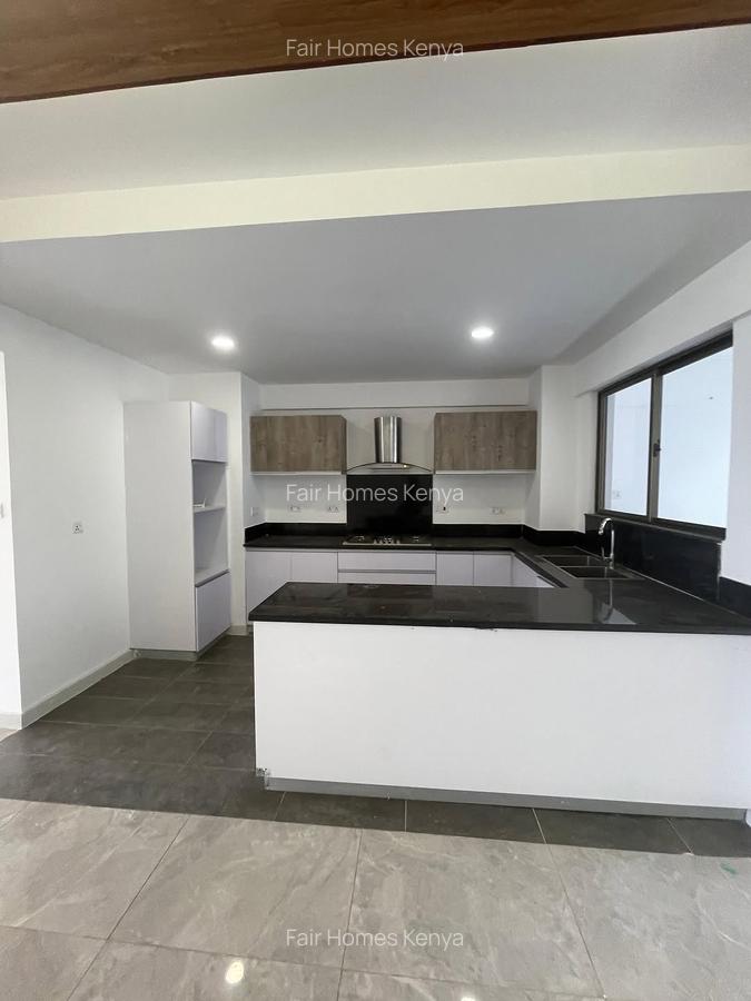 3 Bed Apartment with En Suite at Vihiga Road - 6