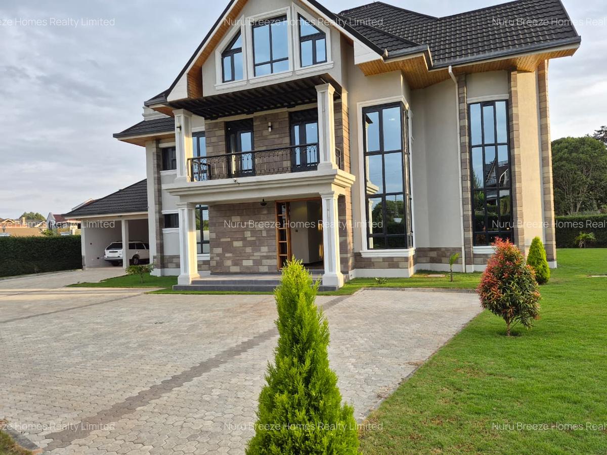 5 Bed House with En Suite in Runda - 13