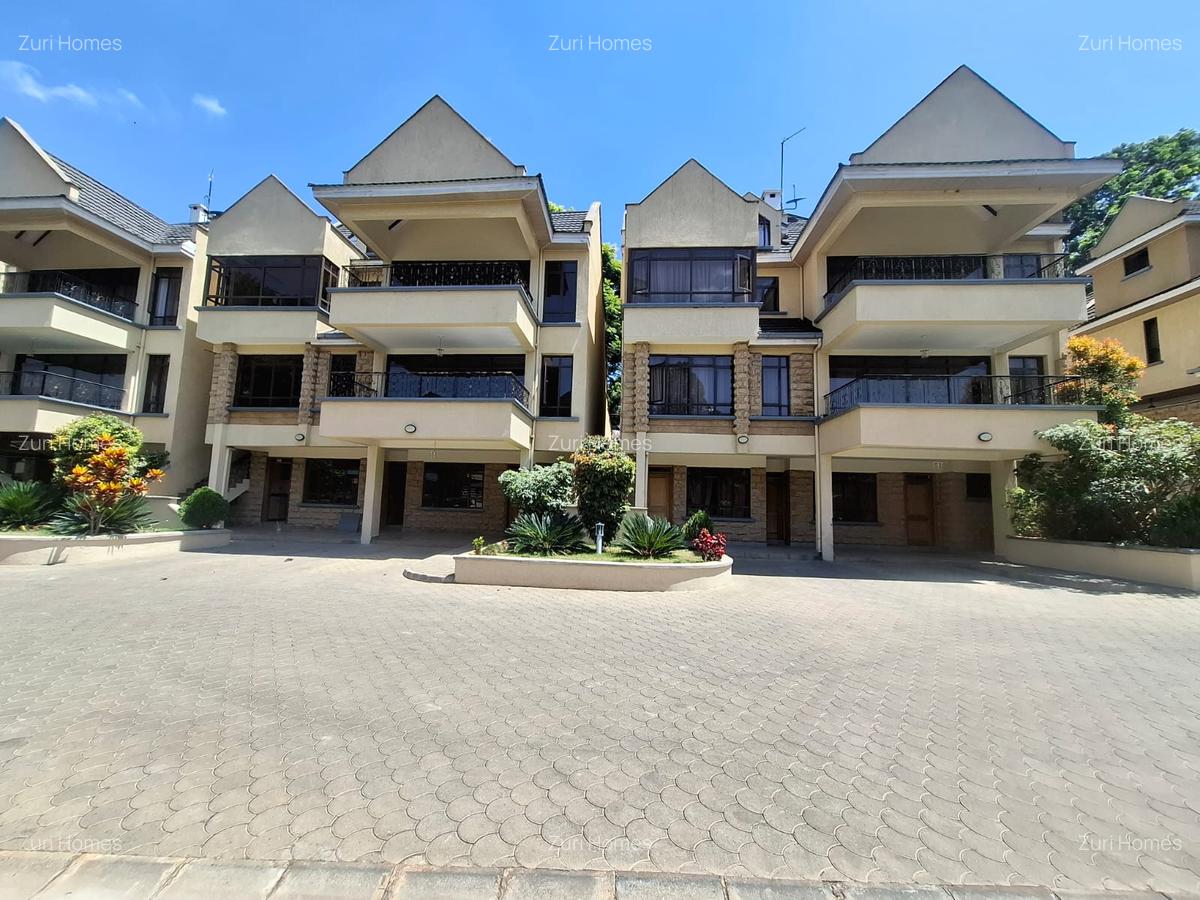 5 Bed Townhouse with En Suite in Lavington - 10