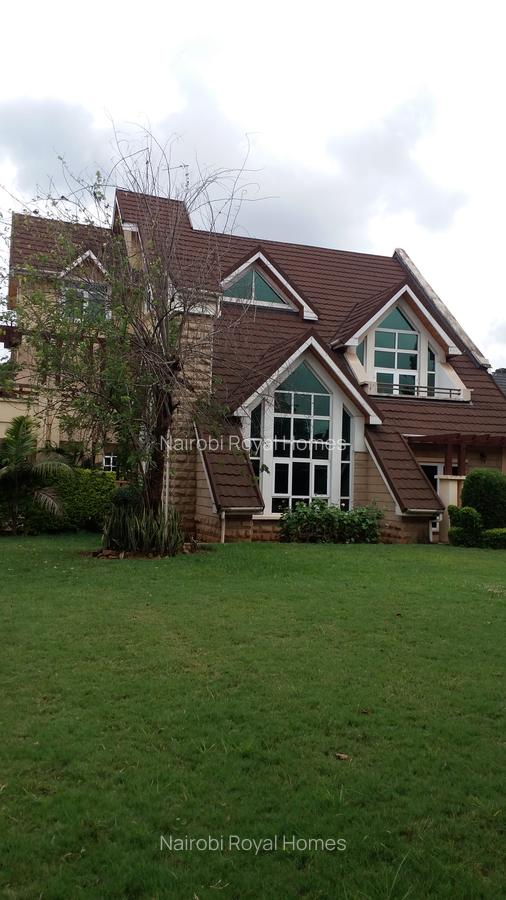 5 Bed Townhouse with En Suite at Lavington Road - 4