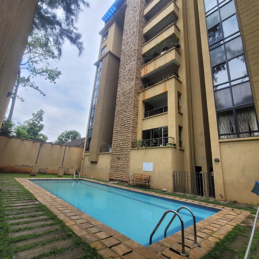 3 Bed Apartment with En Suite at Dennis Pritt Road - 19