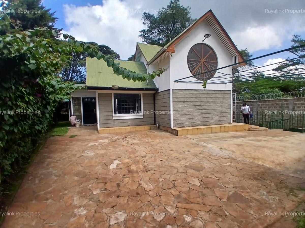 4 Bed House with En Suite at Karen - 2