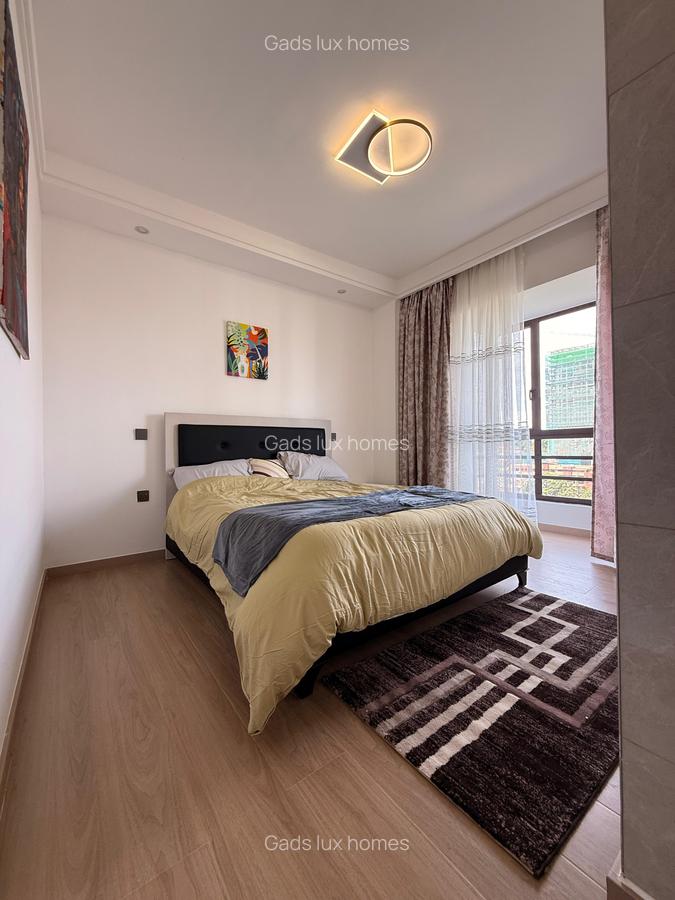 Serviced 3 Bed Apartment with En Suite at Riverside - 8