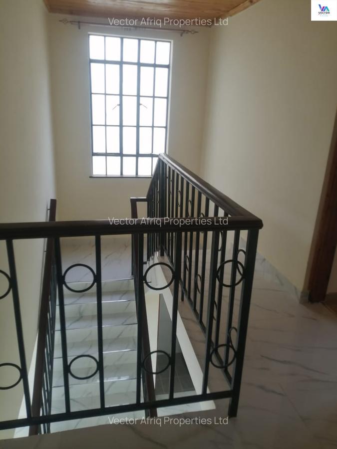 5 Bed Townhouse with En Suite in Ngong - 3