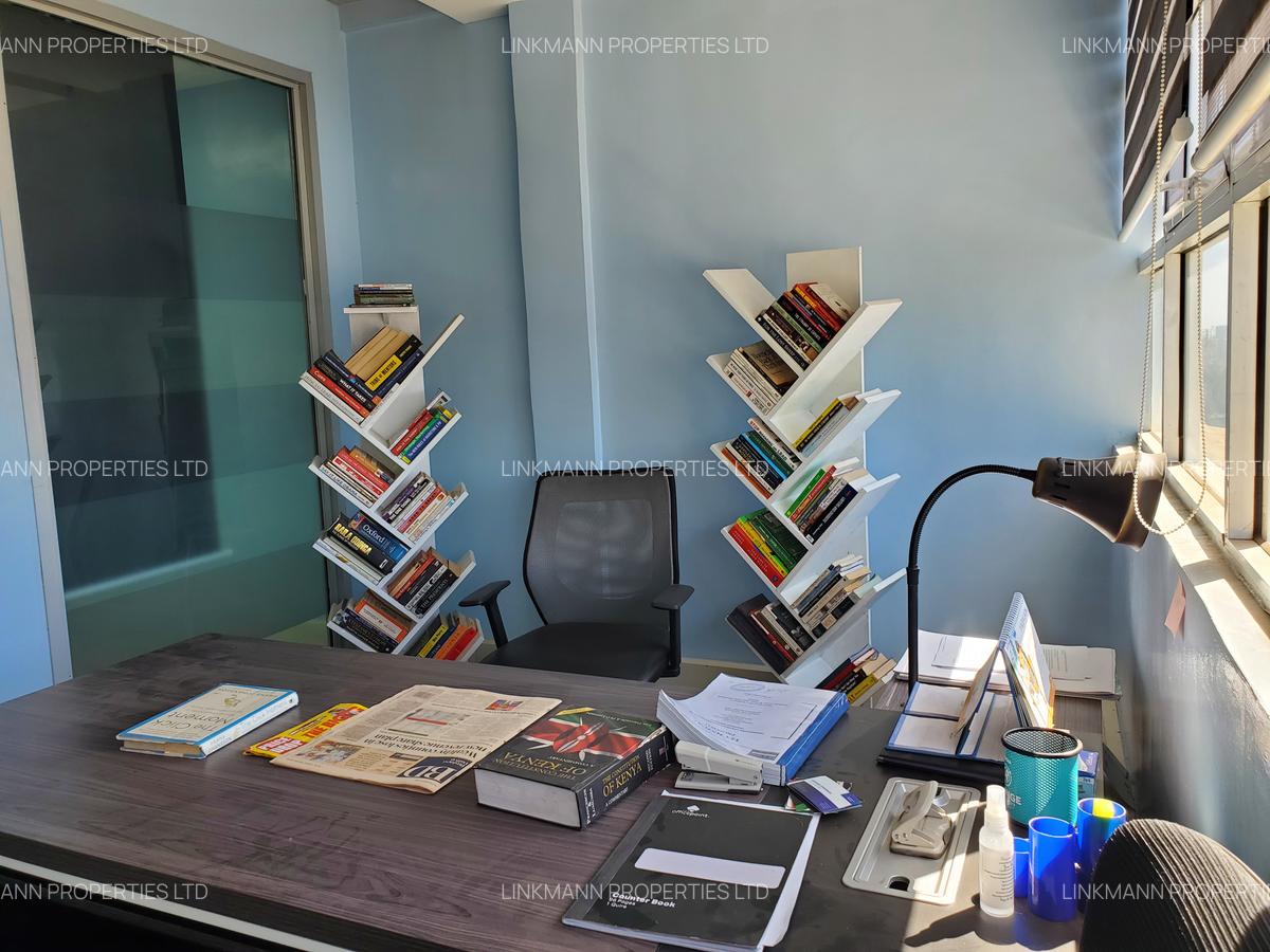 1,242 ft² Office with Service Charge Included in Westlands Area - 4