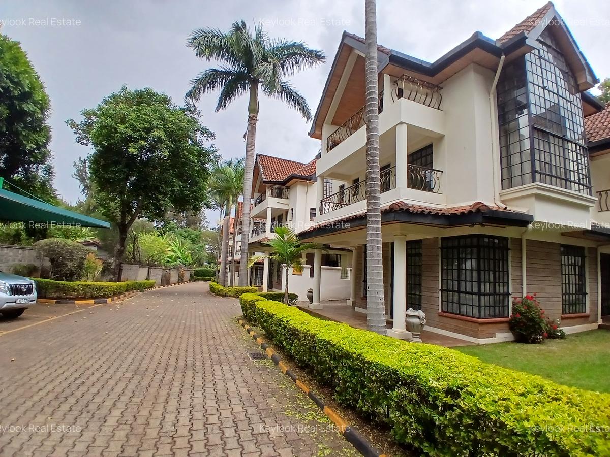 5 Bed Townhouse with En Suite at Lavington Green - 2