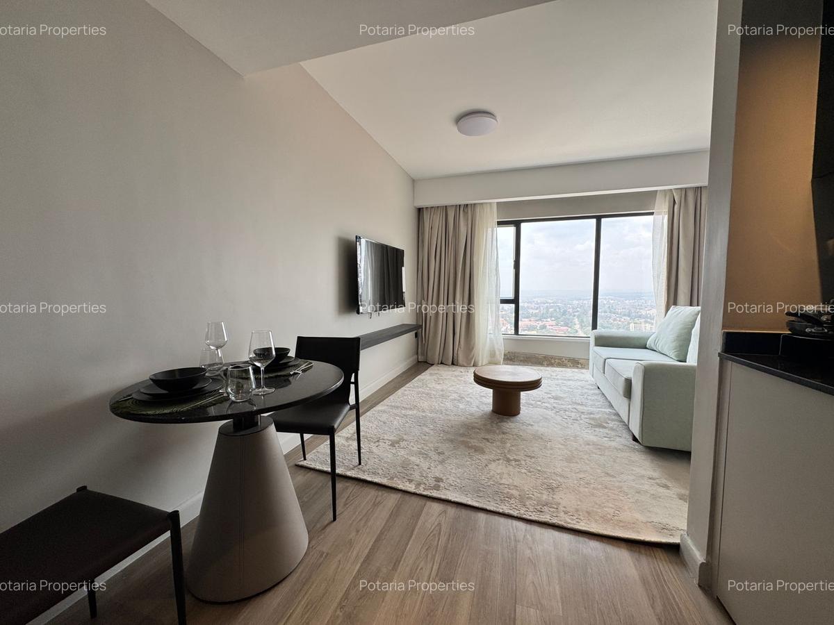 1 Bed Apartment with En Suite in Upper Hill - 2