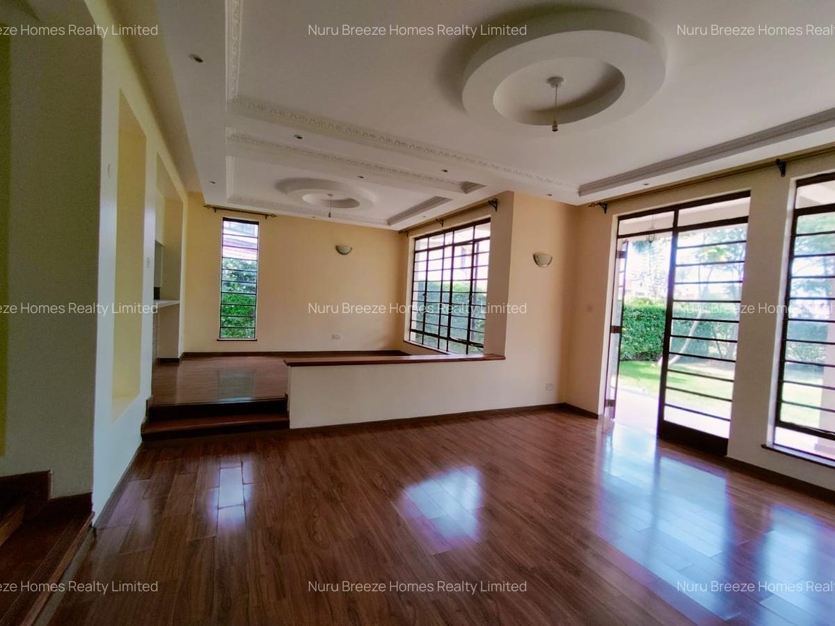 4 Bed Townhouse with En Suite in Kiambu Road - 11