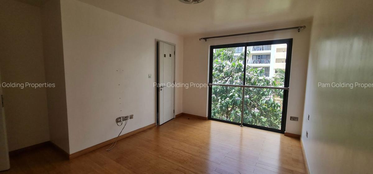 2 Bed Apartment with En Suite in Thika Road - 4