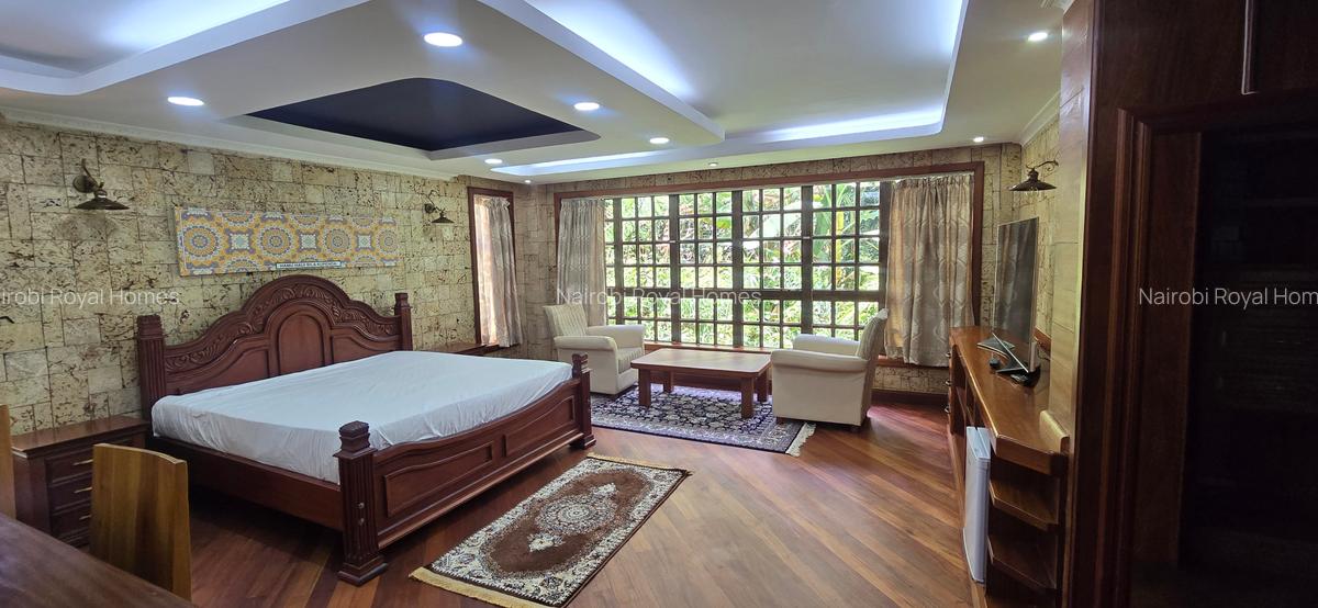 3 Bed Townhouse with En Suite at Nyari Close - 8