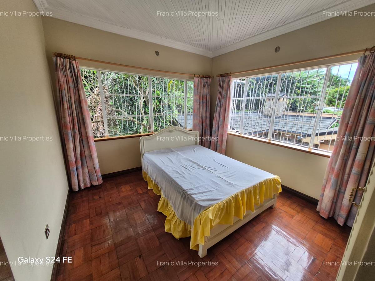 3 Bed House with En Suite at Runda - 11