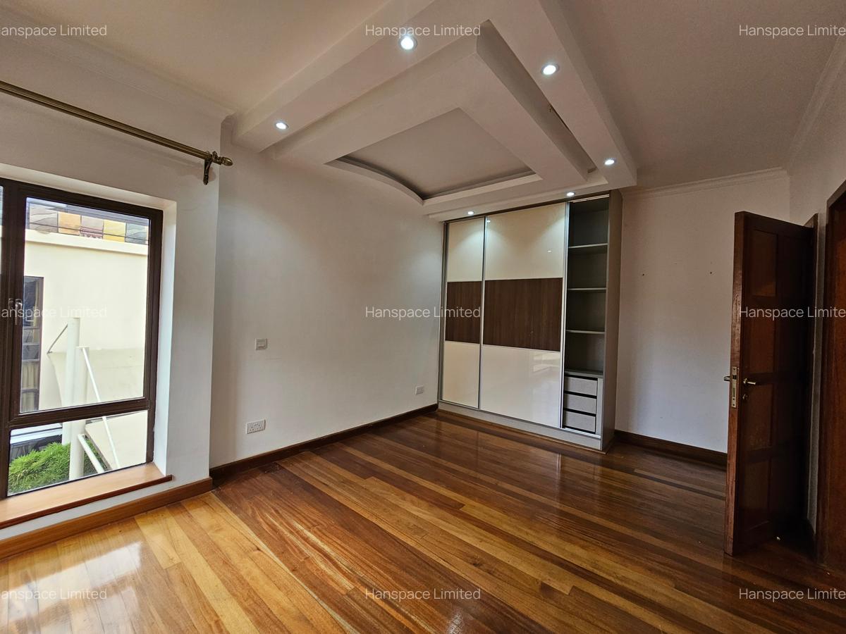 5 Bed Villa with En Suite at Kaputei Garden - 14