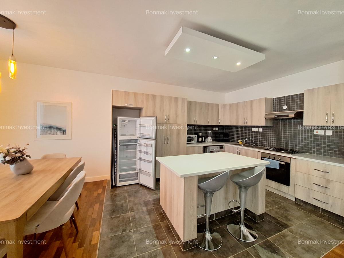 Furnished 2 Bed Apartment with En Suite at Denis Prit Road - 7