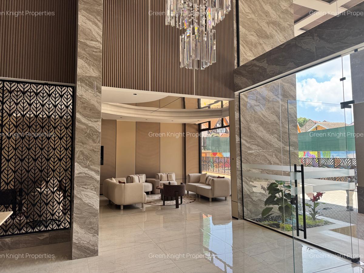 Serviced 2 Bed Apartment with En Suite in Westlands Area - 11