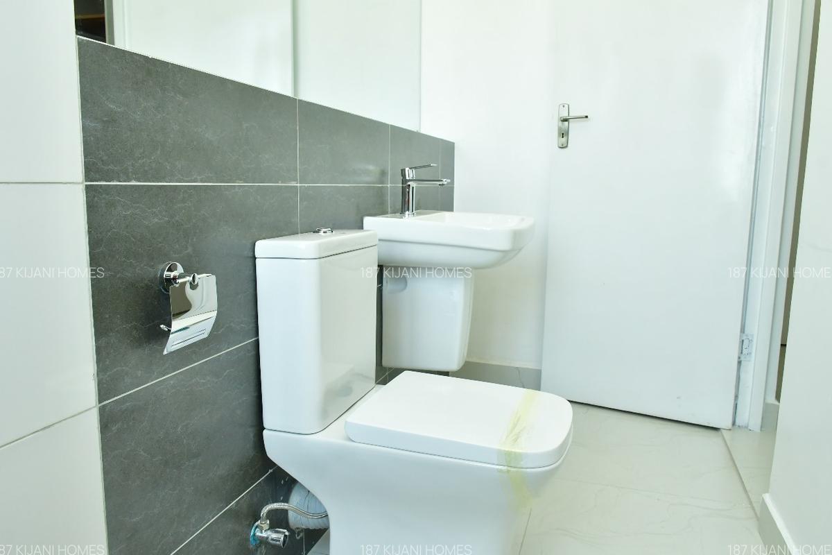 2 Bed Apartment with En Suite at Junction Mall - 11