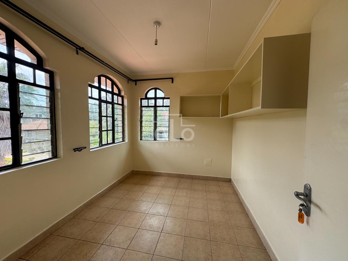 4 Bed House with En Suite in Karen - 11