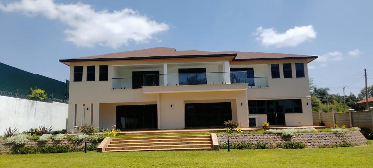5 bed house with en suite in runda