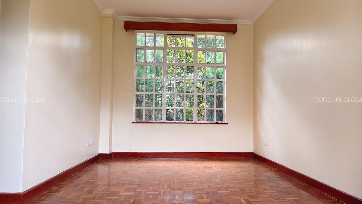 4 Bed Villa with En Suite at Rosslyn - 20
