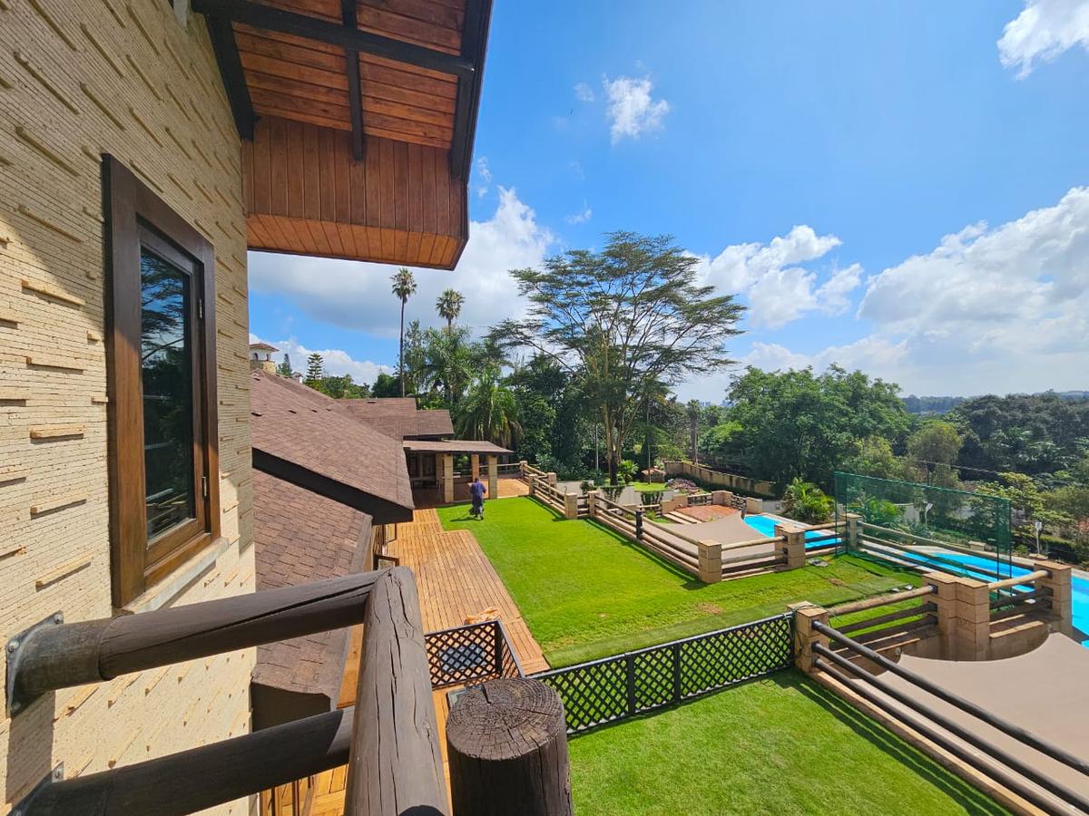 9 Bed Villa with Swimming Pool in Lavington - 8