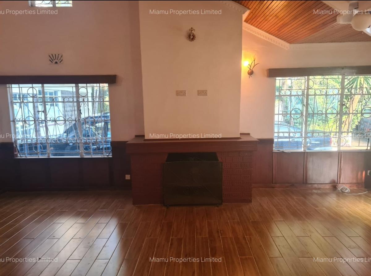 7 Bed House with En Suite at Njathaini Road - 3