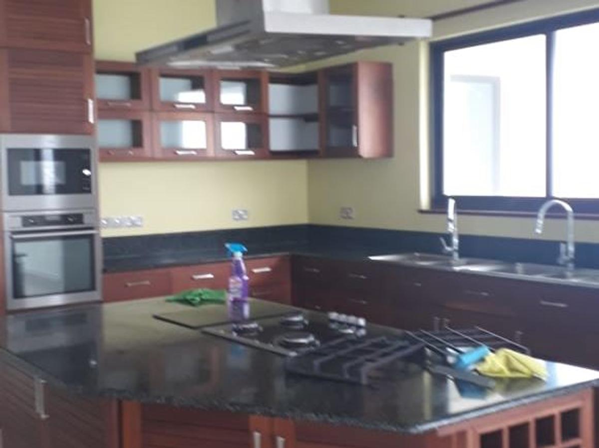 3 Bed Apartment in Nyali Area - 2