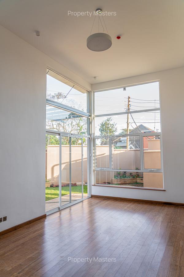 4 Bed Townhouse with En Suite at Kabasiran Avenue - 16