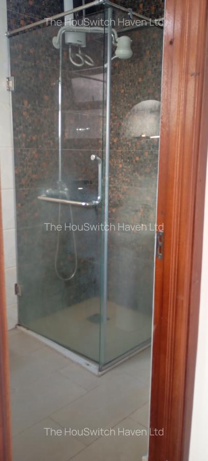 2 Bed Apartment with En Suite at Off Raphta Road - 8