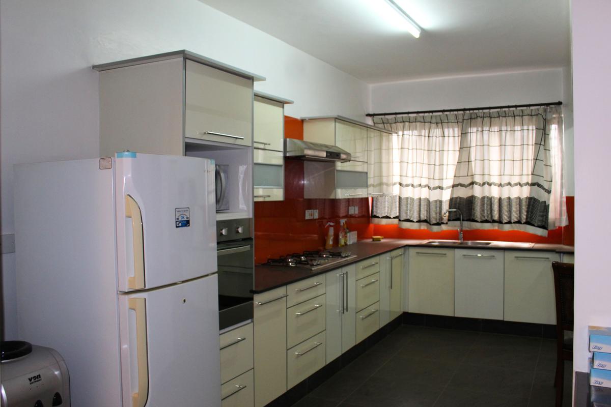 3 Bed Apartment with Gym in Westlands Area - 5