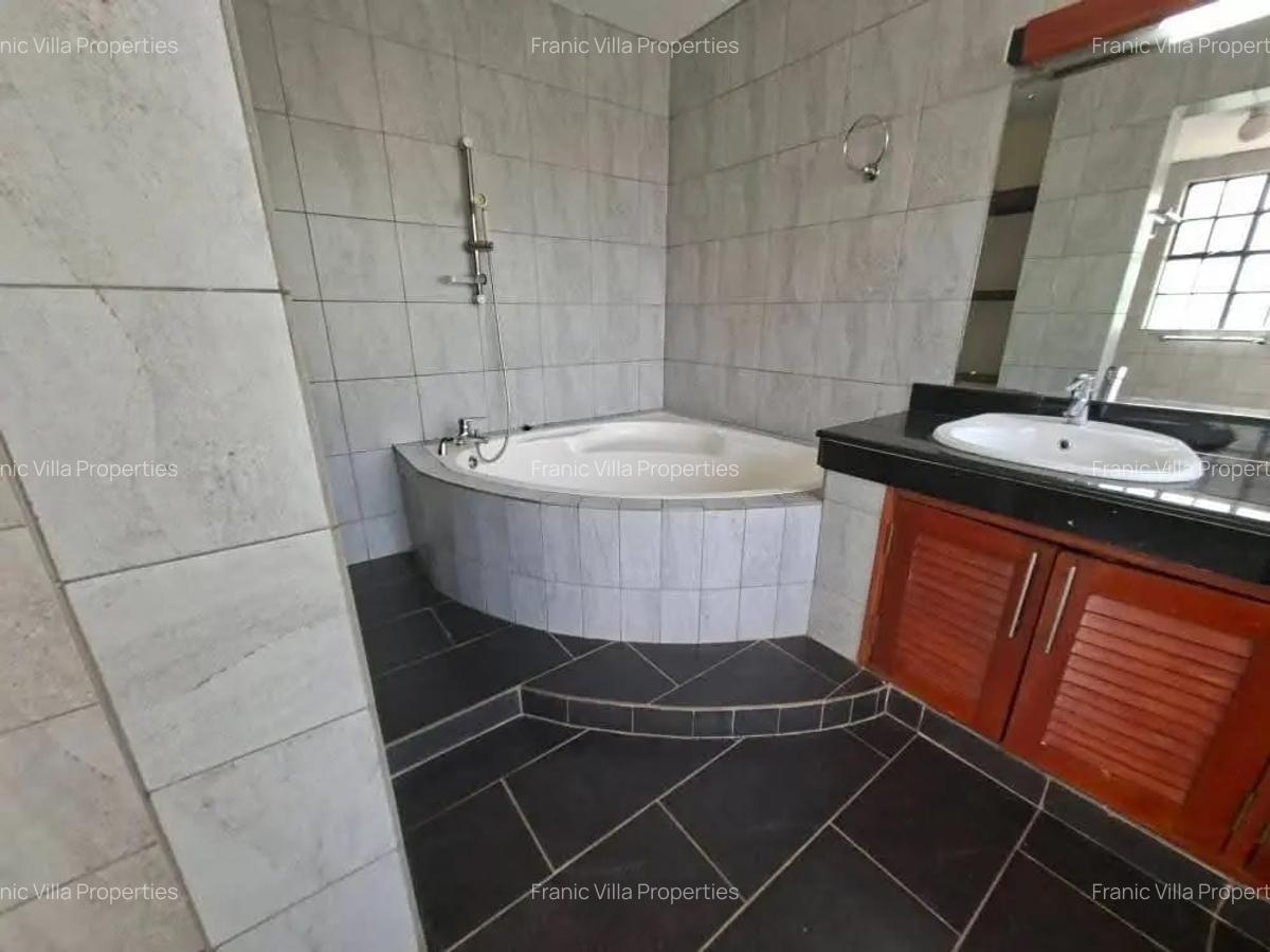 4 Bed House with En Suite at Runda - 5