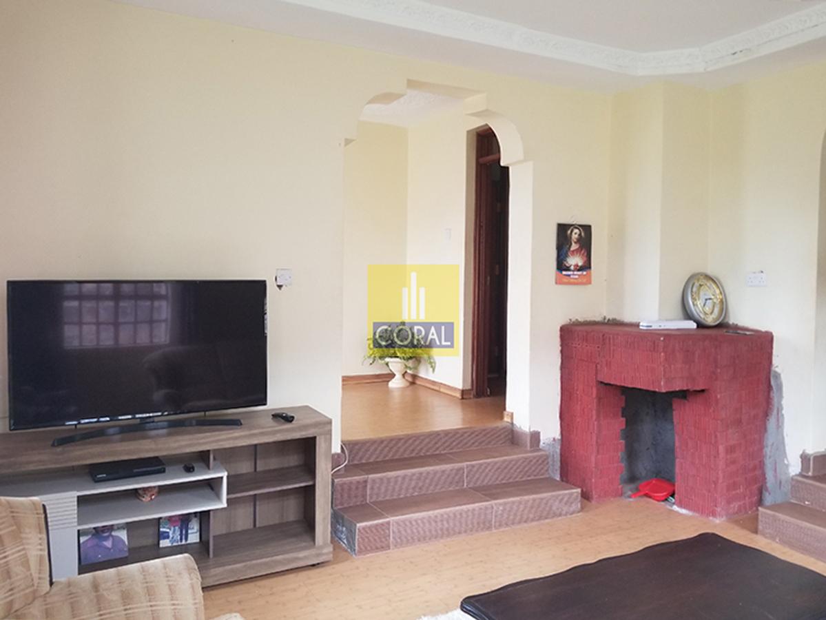 4 Bed House with Garden in Banana - 4