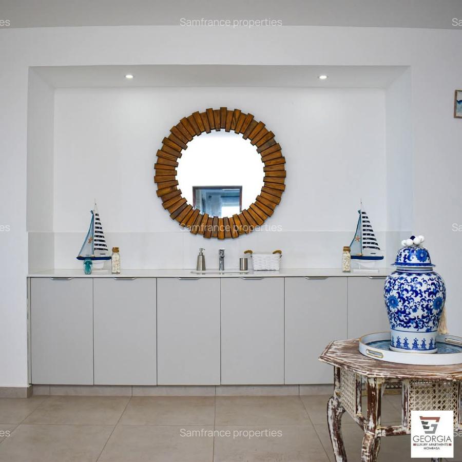 Serviced 5 Bed Apartment with En Suite at Go Khart - 7