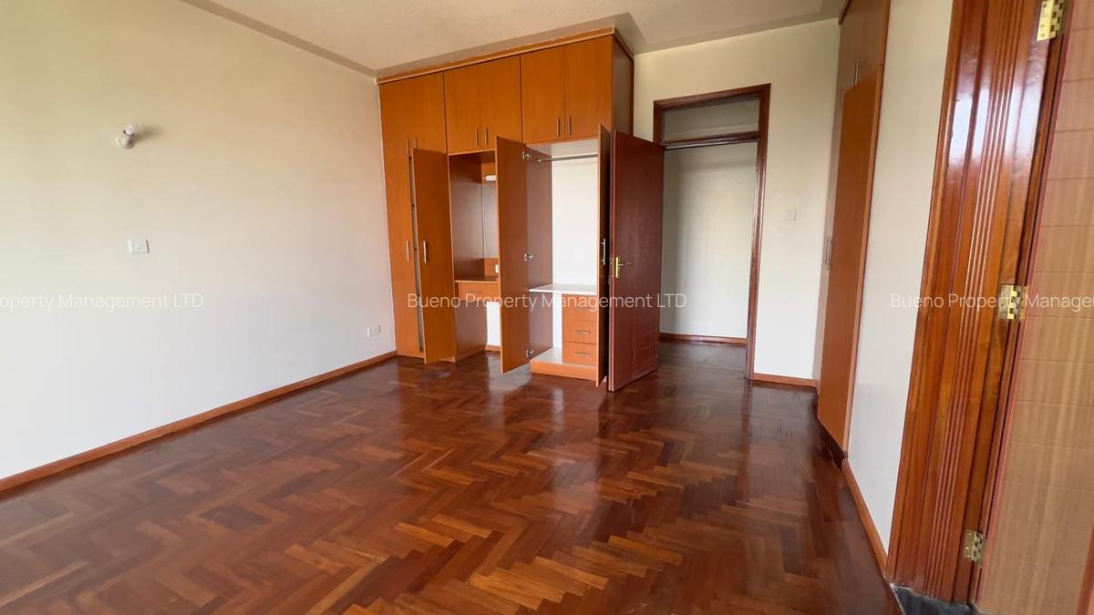 3 Bed Apartment with En Suite in Kilimani - 12