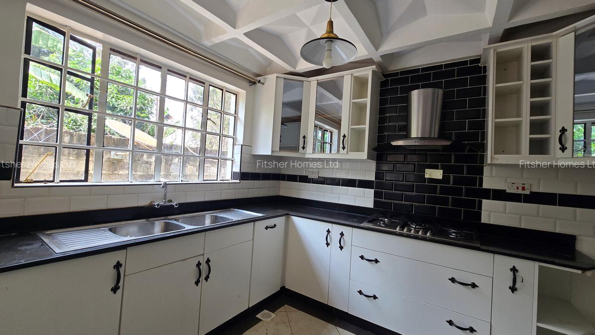 4 Bed House with En Suite in Kiambu Road - 13