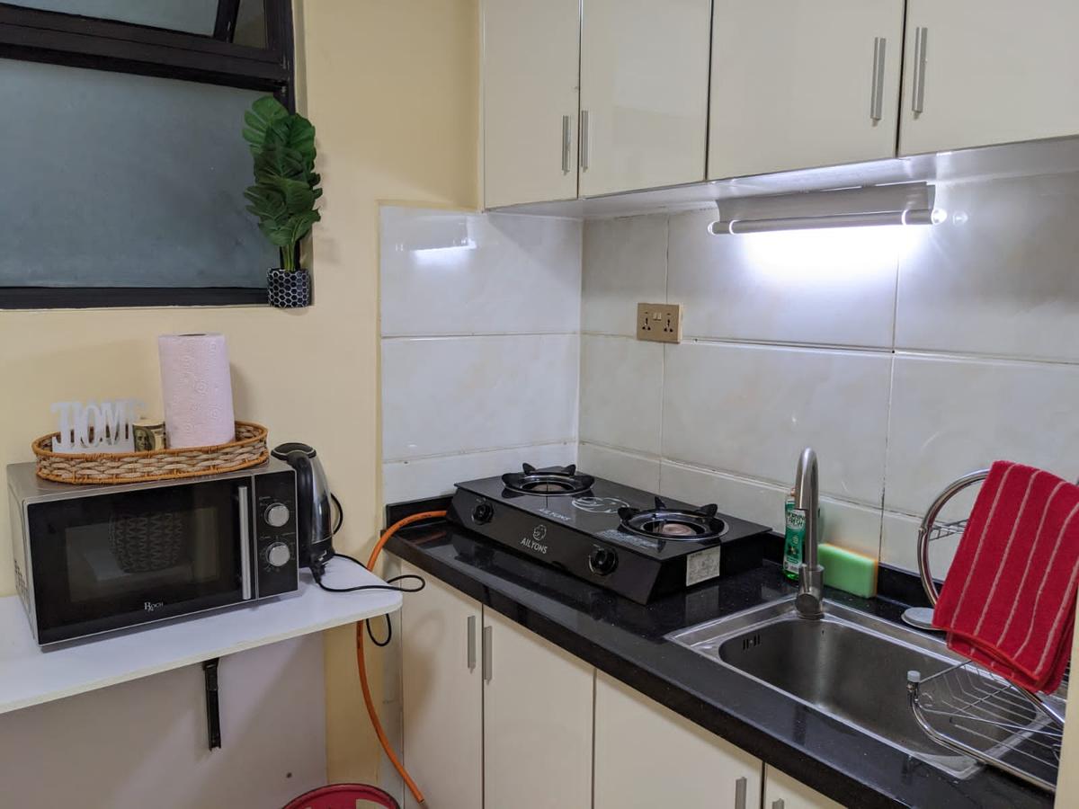 Serviced Studio Apartment with En Suite at Oloitoktok Rd - 6