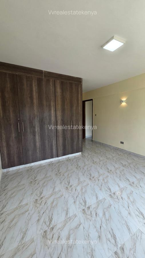 4 Bed Apartment with En Suite at 4Th Parklands - 16