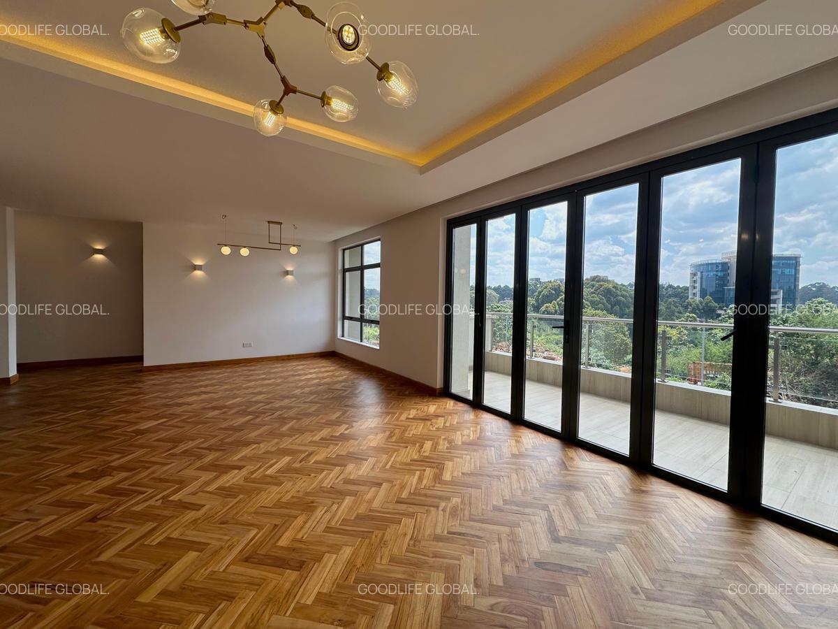 4 Bed Apartment with En Suite at Rosslyn - 7