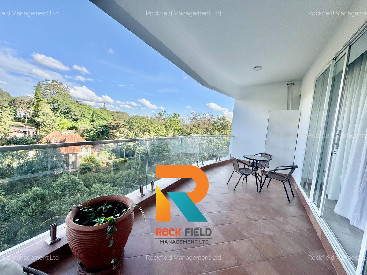 Serviced 3 Bed Apartment with En Suite in Parklands - 2