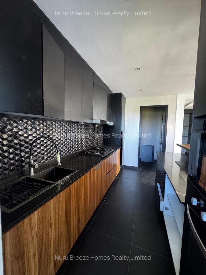 2 Bed Apartment with En Suite in Brookside - 19