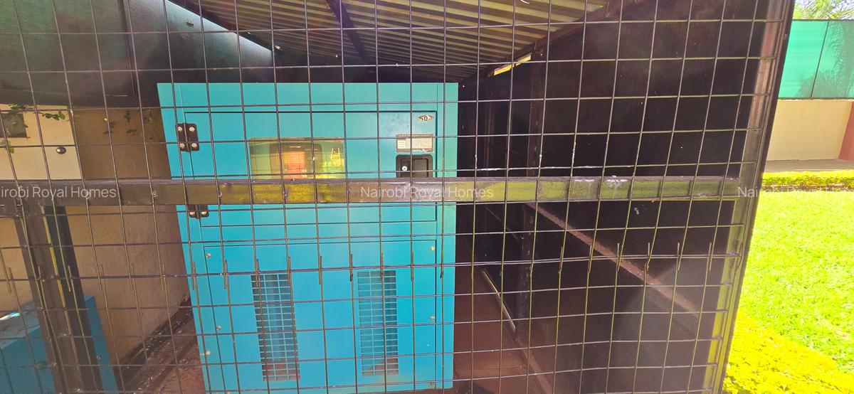 5 Bed Townhouse with En Suite at Lavington Green - 5