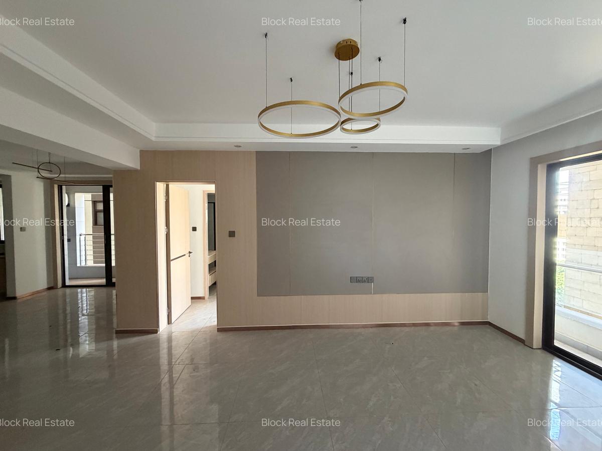 2 Bed Apartment with En Suite in Riverside - 16