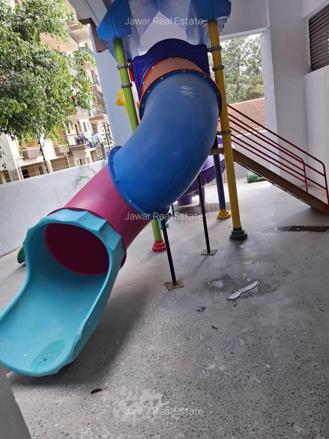 Serviced 1 Bed Apartment with En Suite at Hatheru Road - 7