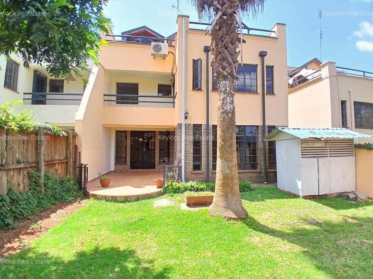 5 Bed Townhouse with En Suite at Lavington - 2