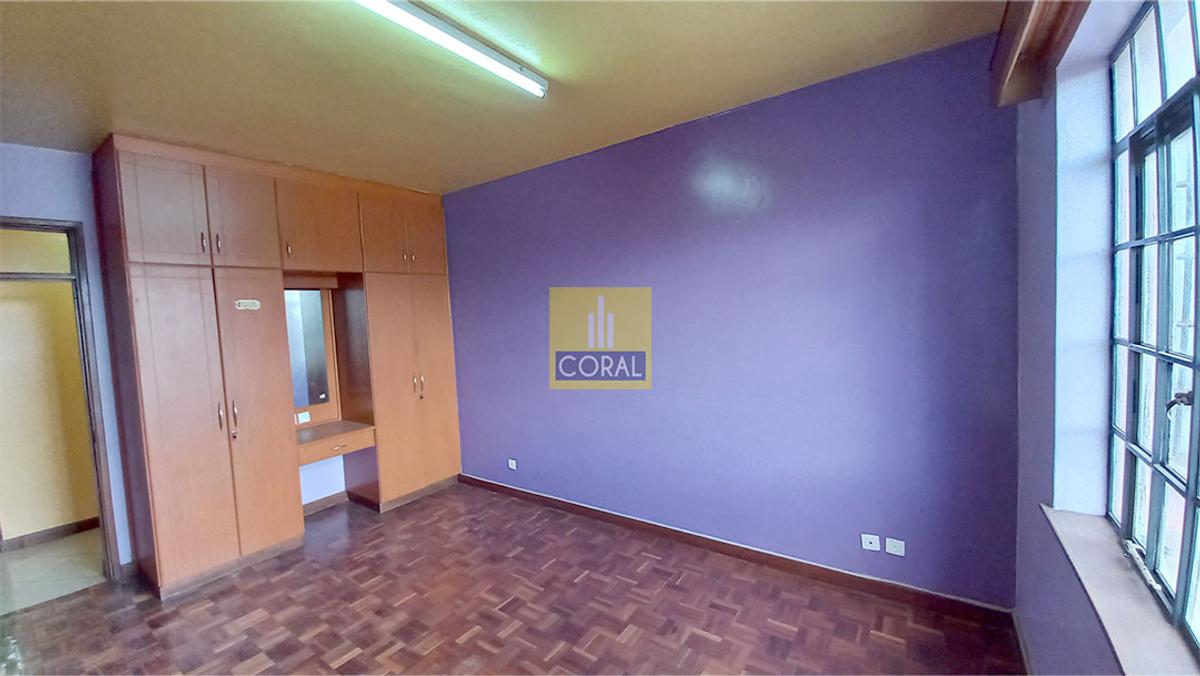 3 Bed Apartment with Backup Generator in Parklands - 9