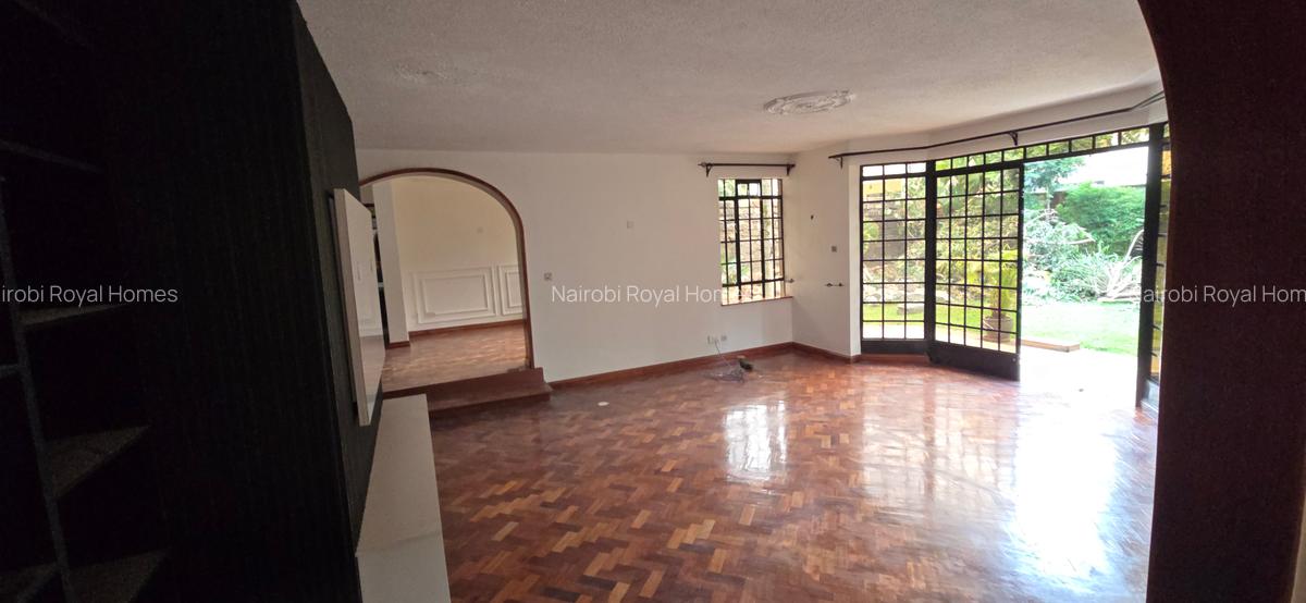 5 Bed Townhouse with En Suite at Lavington Green - 11
