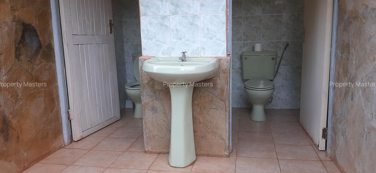 5 Bed House with En Suite at Duom Palm Street - 13